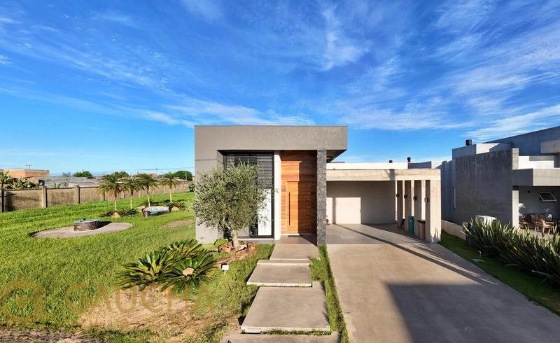 Casa em Condomínio 3 dormitórios para venda, Cond. Dubai Resort em Capão da Canoa | Ref.: 10491