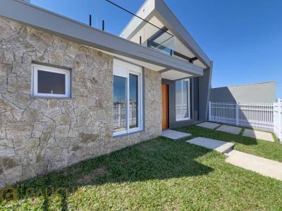 Casa Fora de Condomínio 3 dormitórios para venda, Araçá em Capão da Canoa | Ref.: 10679