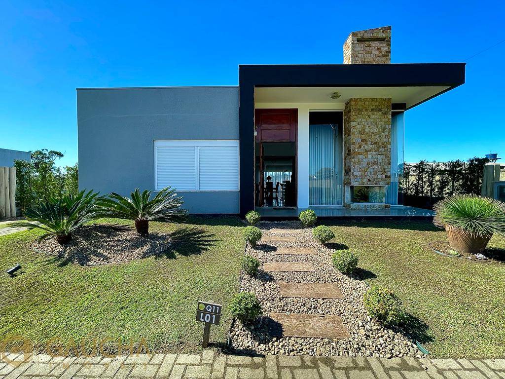 Casa em Condomínio 3 dormitórios para venda, Cond. Dubai Resort em Capão da Canoa | Ref.: 2455