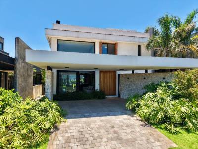 Casa em Condomínio 4 dormitórios para venda, Cond. Capão Ilhas Resort em Capão da Canoa | Ref.: 4486