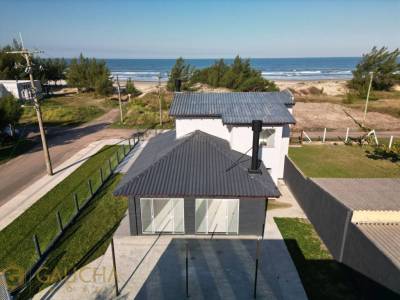 Casa Fora de Condomínio 3 dormitórios para venda, Zona Norte em Capão da Canoa | Ref.: 8116