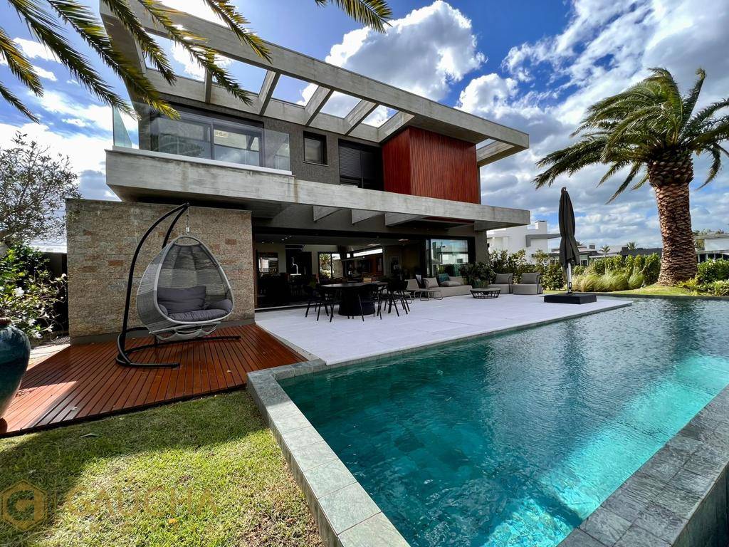 Casa em Condomínio 4 dormitórios para venda, Centro de Xangri-lá em Xangri-lá | Ref.: 8168