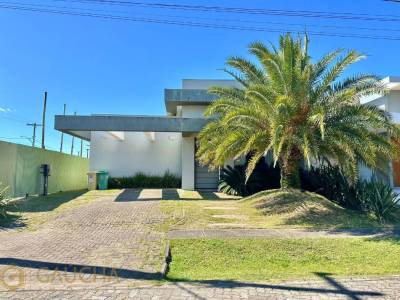 Casa em Condomínio 4 dormitórios para venda, Cond. Capão Ilhas Resort em Capão da Canoa | Ref.: 8769