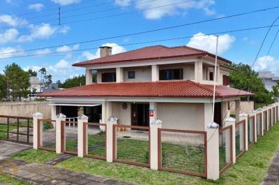 Casa Fora de Condomínio 8 dormitórios para venda, Capão Novo Village em Capão da Canoa | Ref.: 8813